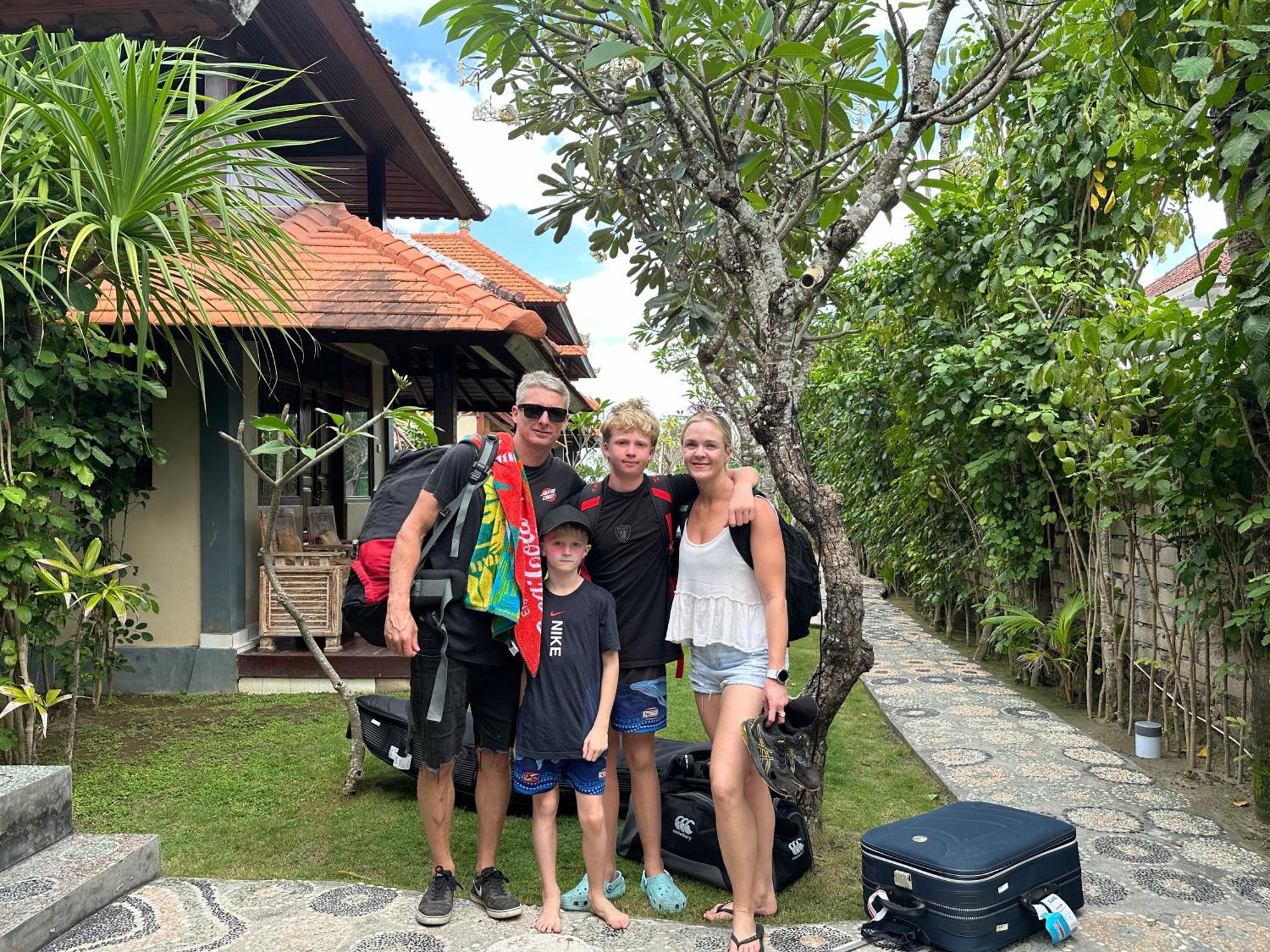 Ketut Losmen Bungalows Lembongan Extérieur photo